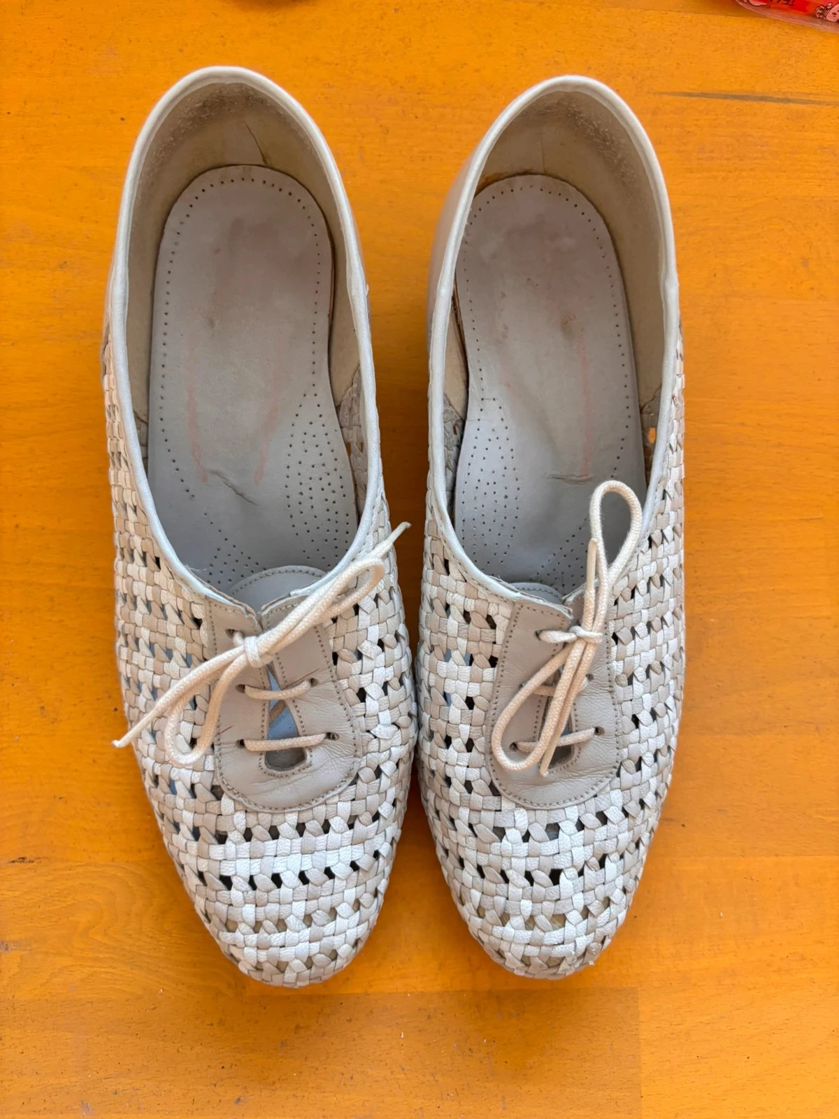 Chaussures richelieus vintage tressées en cuir blanc/crème – Style rétro – Taille 40 – photo 3